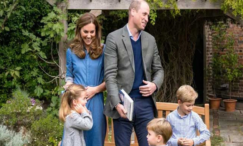 Royal Historian Urges Palace to Release Image of Princess Kate with Children