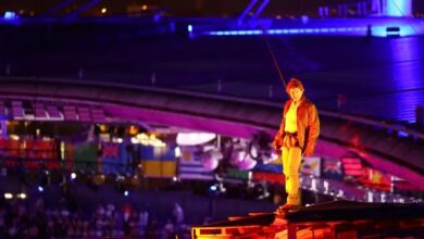 Tom Cruise Wows Olympics Fans with Jaw-Dropping Stunt at Paris Closing Ceremony