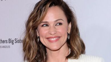 Jennifer Garner Flaunts $7.9M Farmhouse in LA Amid Struggles to Sell Ben Affleck and Jennifer Lopez's $68M Mansion