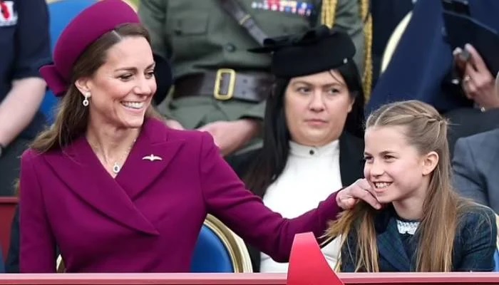 Princess Charlotte Steals the Show with Heartwarming Gesture Toward Kate Middleton at Royal Event