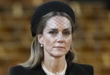 Royal Shock as King Charles and Queen Camilla Step Back While Princess Kate Seizes the Christmas Spotlight