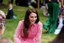 Kate Middleton’s Sweet Flower Stop in Stirling Sends Royal Fans Into a Frenzy